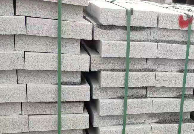 别墅外墙的华丽转身：干挂石材的魅力