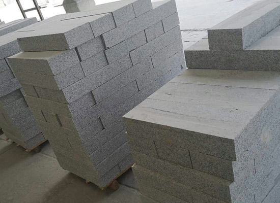 山东青石板多少钱一个平方(图2) 山东青石板多少钱一个平方(图2)