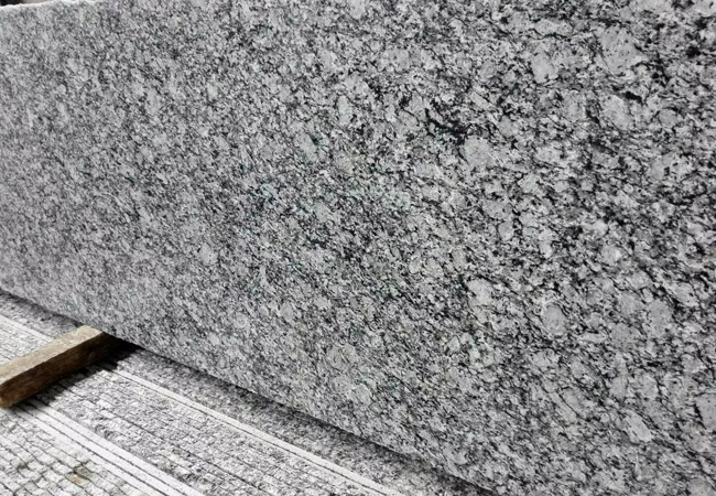 别墅外墙新选择:干挂石材的独特效果(图4) 别墅外墙新选择:干挂石材的独特效果(图4)